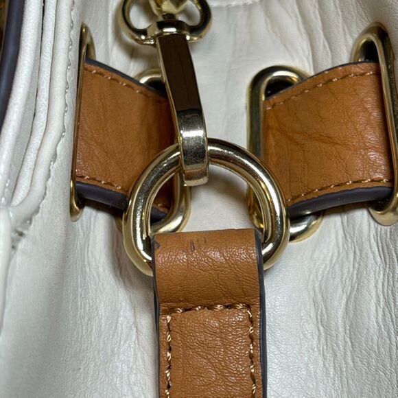 Charming Charlie | Cream Convertible Shoulder Bag - Picture 13 of 14